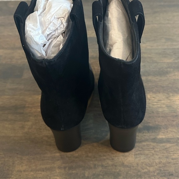 42 Gold Boots - Picture 3 of 7